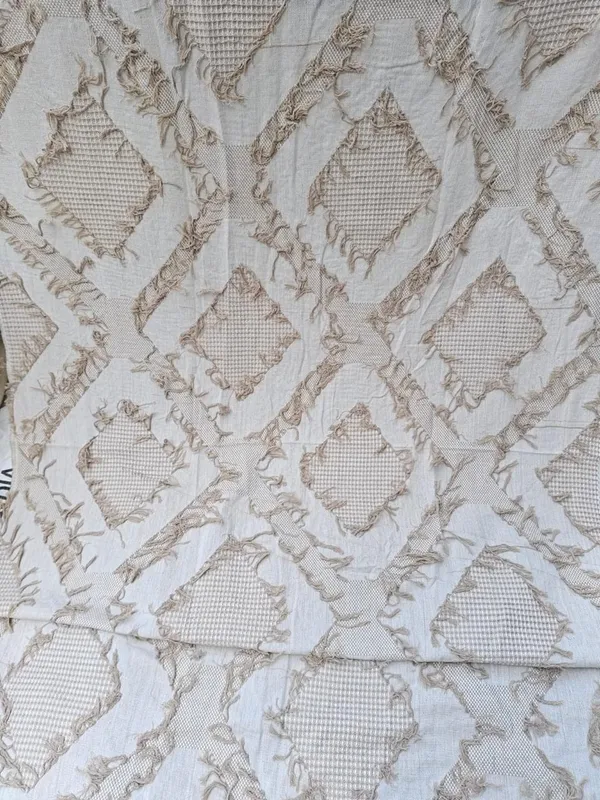 JACQUARD_CUT-WORK_FABRIC