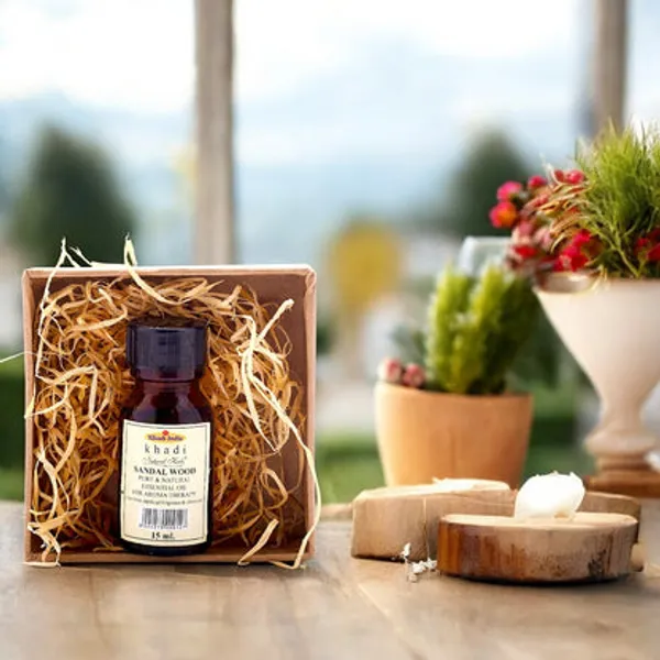 Sandalwood_Essential_Oil