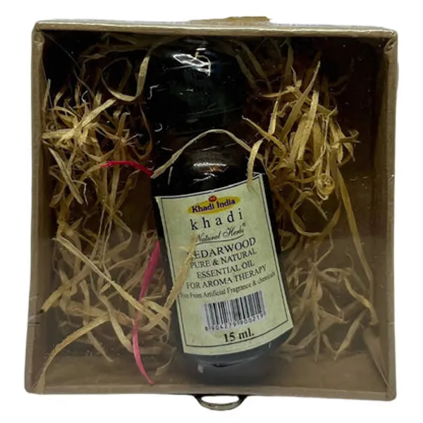Cedarwood_Essential_Oil