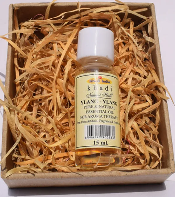 Ylang_Ylang_Essential_Oil