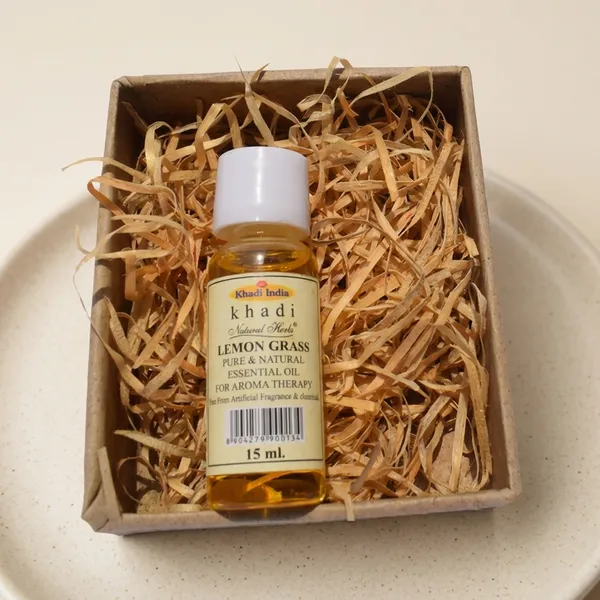 Lemongrass_Essential_Oil