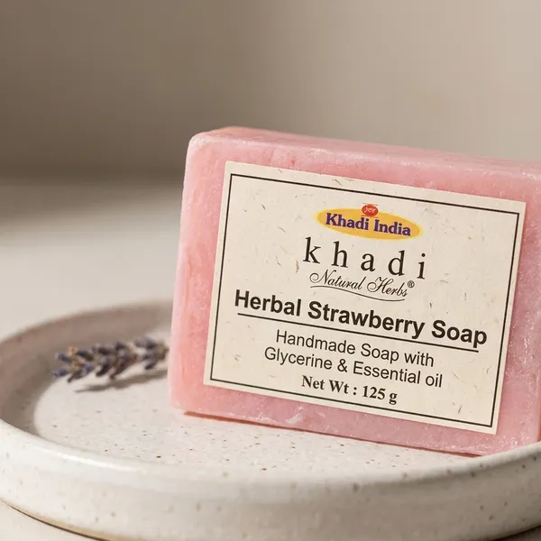 Herbal_Strawberry_Soap_(_Pack_Of_4_)