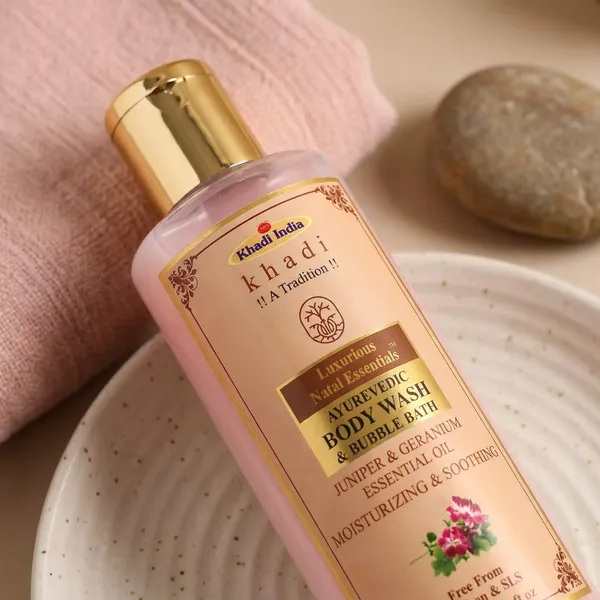 Ayurvedic_Body_Cleanser_Juniper_Geranium_Essentials_Oil