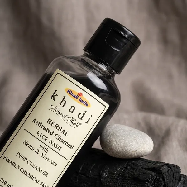 Herbal_Activated_Charcoal_Face_Wash_(_Pack_Of_2_)