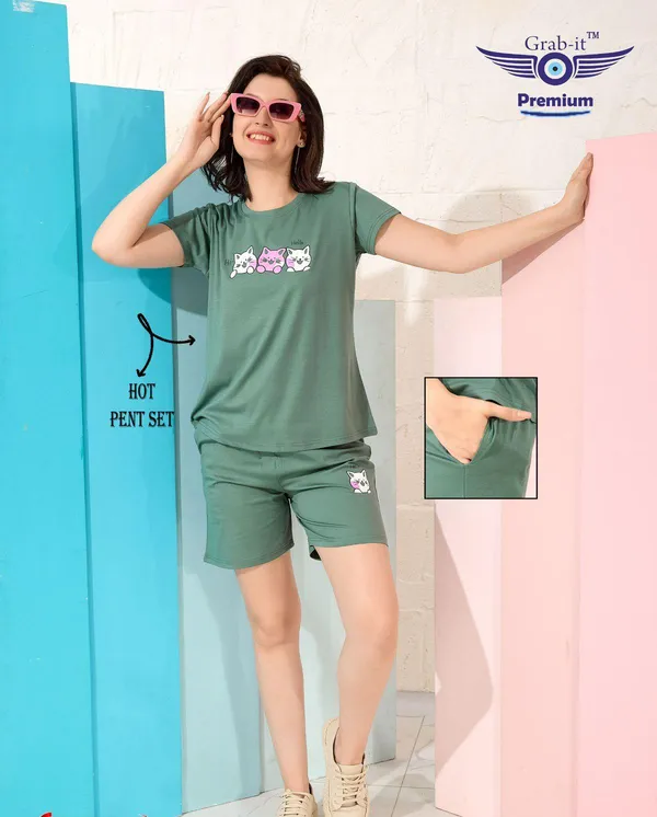 Pista_Green_Cotton_Hot_Pant_Set_For_Women