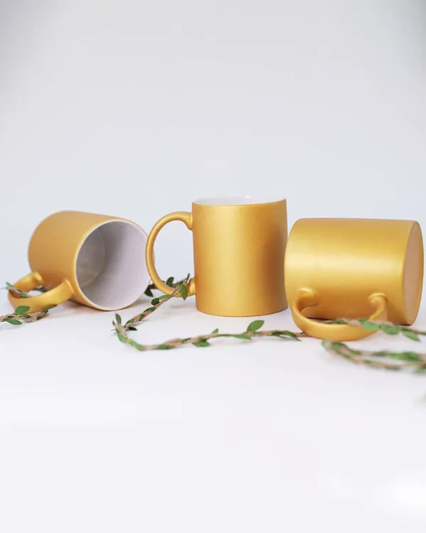 Gold_Mug_-_Personalized_Alphabets__-_Color_Golden_Ceramic