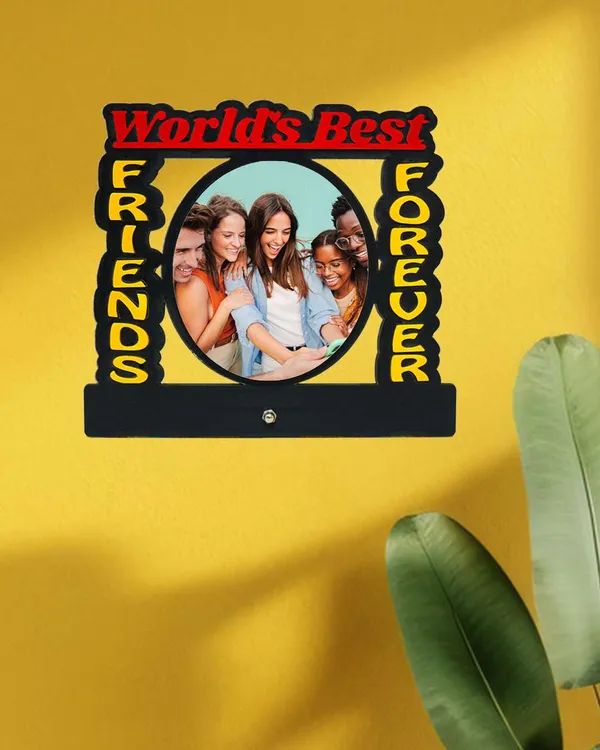 World_Best_Friends_Forever_Photo_Frame_-_Red,_Yellow_and_Black_Cardboard_in_Oval_Shaped