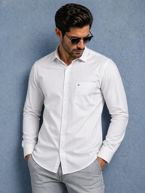 White_Cotton_Solid_Shirt_For_Men
