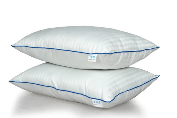 Ease_feel_Pillow_White_And_Blue_Cotton_Cover_And_Polyester_Fiber_Filling_Pillow