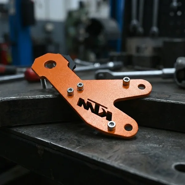 Heavy_Duty_Ktm_bike_Tyer_Huggur_With_Safety_Accessories