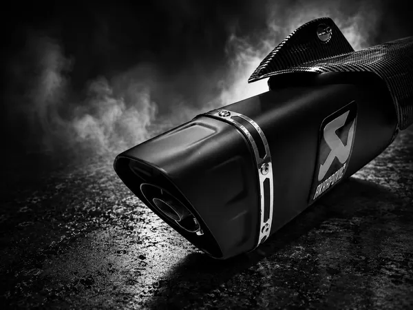 R1M_Exhaust_laud_and_clear_voice_universal_fitting_like_BMW_KTM_YAMAHA_BAJAJ_etc.