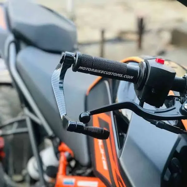 Carbon_Fiber_Motorcycle_Handlebar_Lever_Guards_With_Mounting_Kit__fitting_universal_all_bikes_use_this