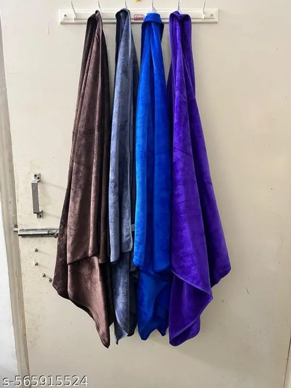 Microfiber_Bath_Towel_Large_Size_Super_Absorbent_With_Hook_Quick_Dry_500_Gsm_1_Piece_Bath_Towel_For_Men_Women_70_Cm_X_140_Cm