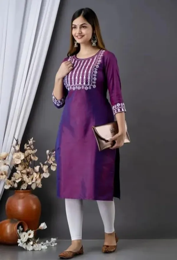 Womens_Purple_Embroidered_Kurti_With_White_Floral_Design