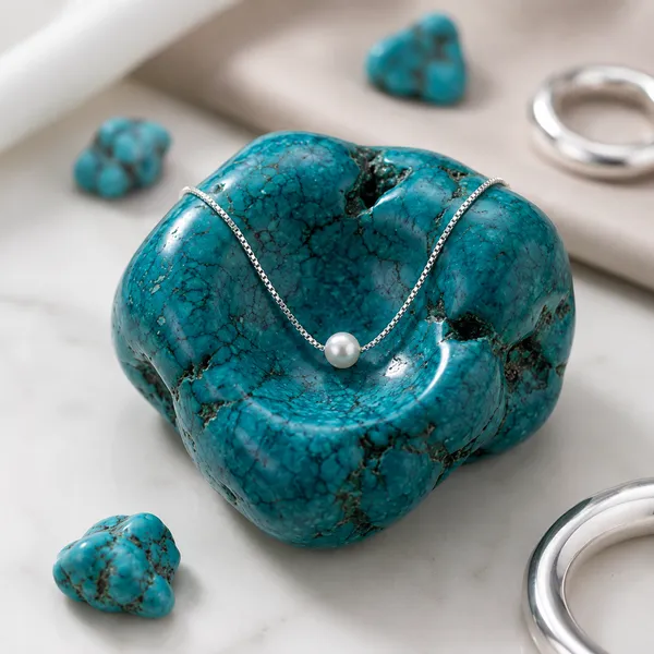 The_Solitaire_Floating_Pearl_Chain_Necklace_-_Made_With_925_Silver