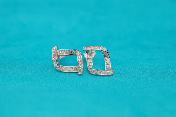 Athena_Curve_Studs_925_Silver_Aaa_Zircons