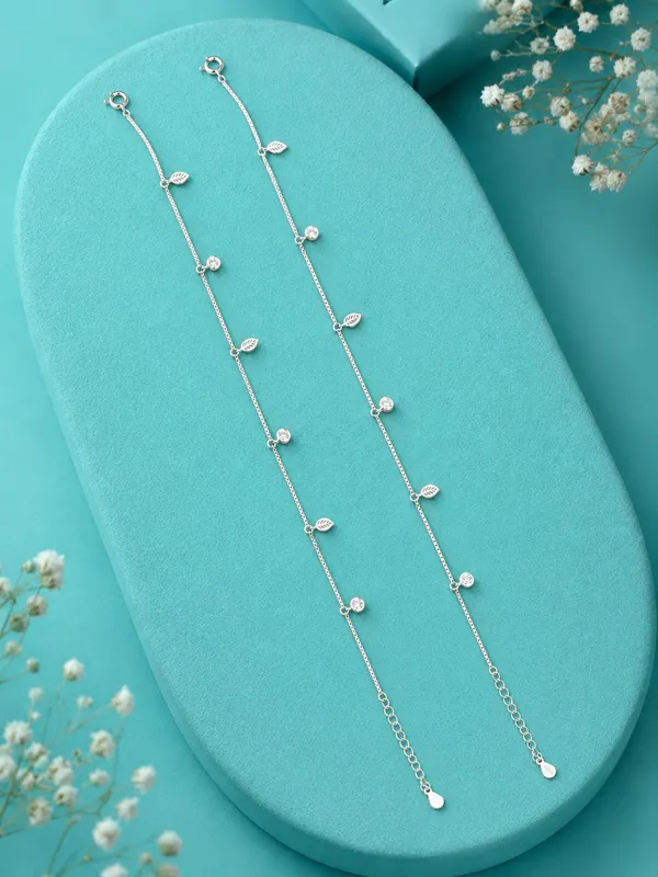 Tivara_Leaf_&_Sparkle_Anklet_-_Single_-_Made_with_925_Silver