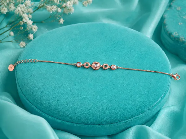The_Halo_Station_Bracelet_-_Rose_Gold_-_Made_With_925_Silver
