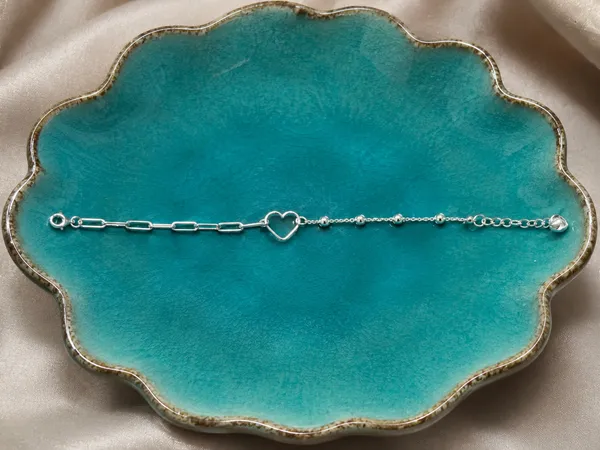 Asymmetric_Paperclip_&_Beaded_Chain_Bracelet_-_Made_With_925_Silver