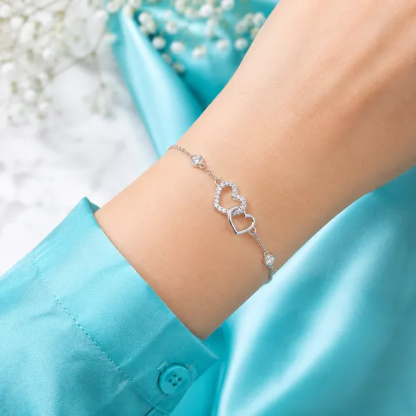 Sparkling_Dual_Heart_Silver_Chain_Bracelet_-_Made_With_925_Silver