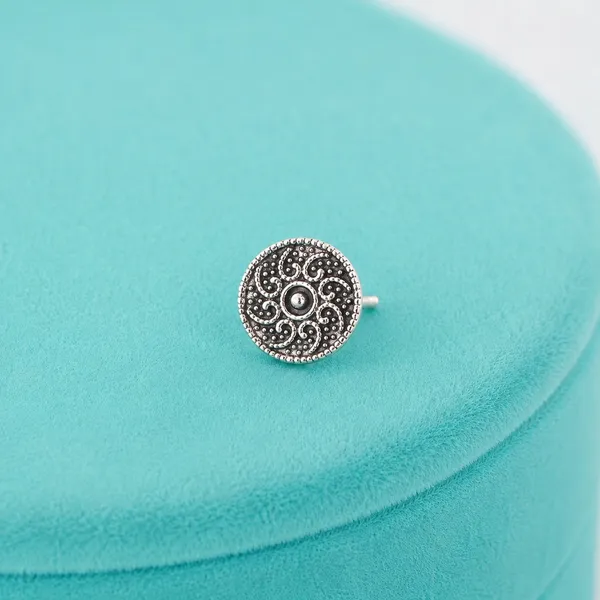 Tivara_Royal_Paisley_Nose_Stud_-_Made_with_925_Silver