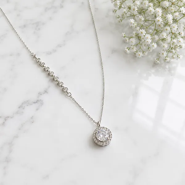 Halo_Solitaire_Pendant_Necklace_-_Made_With_925_Silver
