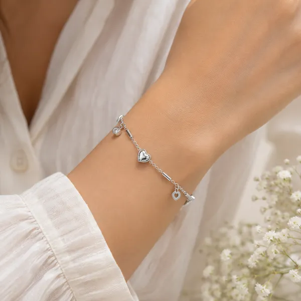 Sweetheart_Bar_&_Disc_Charm_Bracelet_-_Made_With_925_Silver