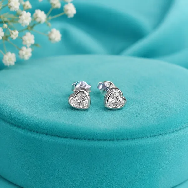Tivara_Heart_Gleam_Studs_-_Made_with_925_Silver