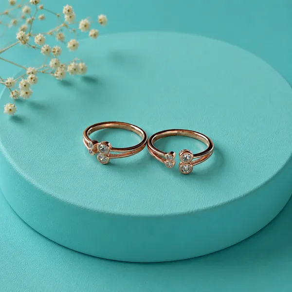 Triple_Circle_Sparkle_Toe_Ring_-_Rose_gold_-_Made_with_925_Silver