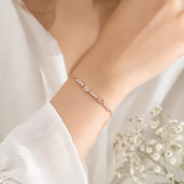 Cascading_Horizon_Crystal_Bracelet_-_Rose_Gold_-_Made_With_925_Silver