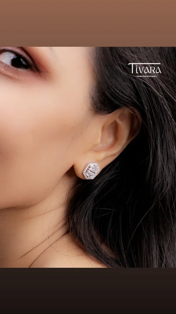 Geogleam_Hexa_Studs_925_Silver_Earrings_With_Aaa_Zircons