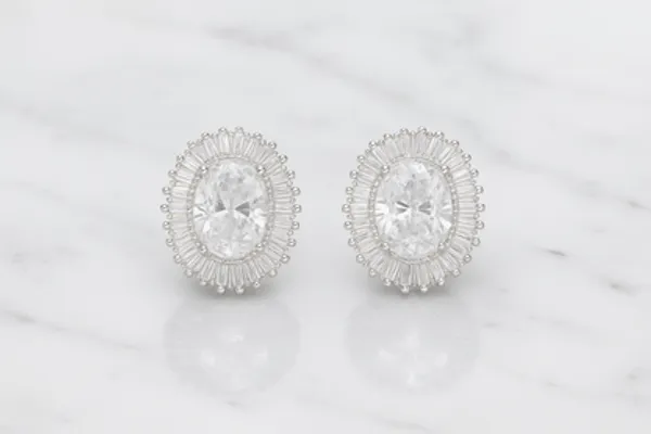 Regal_Radiance_Oval_Halo_Earrings_925_Silver