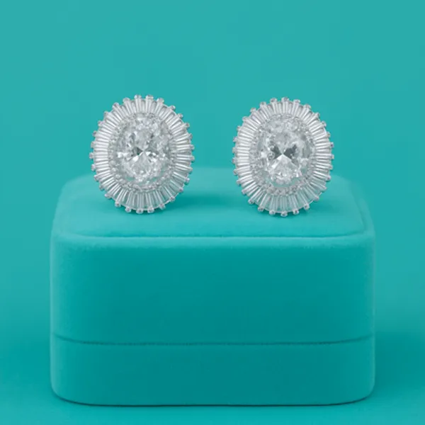 Regal_Radiance_Oval_Halo_Earrings_925_Silver