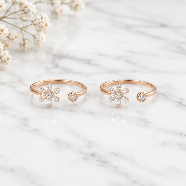 Floral_Sparkle_Toe_Ring_-_Rose_gold_-_Made_with_925_Silver