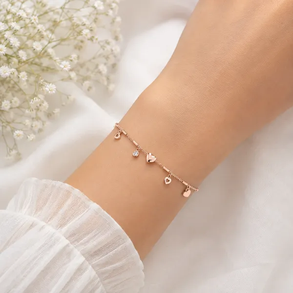 Sweetheart_Bar_&_Disc_Charm_Bracelet_-_Rose_Gold_-_Made_With_925_Silver