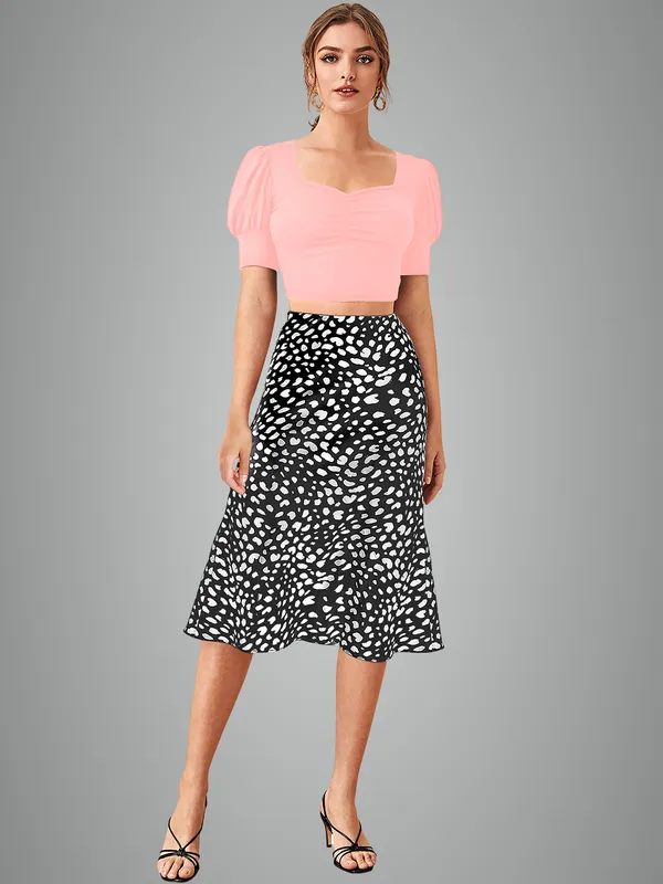 Women's_Pink_Puff_Sleeve_Crop_Top_With_Sweetheart_Neckline
