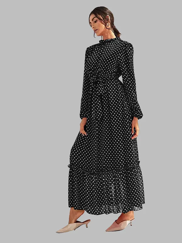 Women's_Black_And_White_Polka_Dot_Maxi_Dress_With_Ruffle_Details