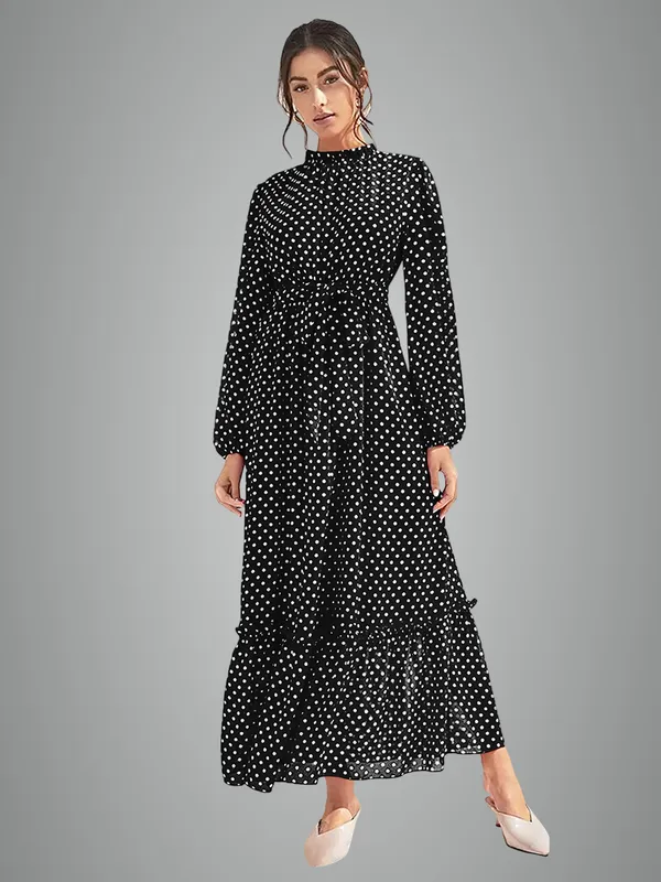 Women's_Black_And_White_Polka_Dot_Maxi_Dress_With_Ruffle_Details