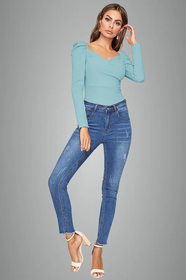 Women's_Blue_Puff_Sleeve_Sweetheart_Neck_Top_With_Jeans_Combo