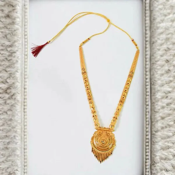 Lustrous_Pearl_Necklace_–_A_Classic_Touch_Of_Elegance_For_Women,_Ideal_For_Special_Events
