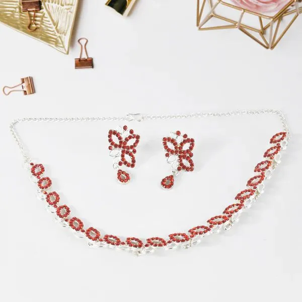 American_Diamond_Studded_Floral_Shaped_Necklace_With_Earrings_–_Sparkling_Jewelry_Set_For_Women