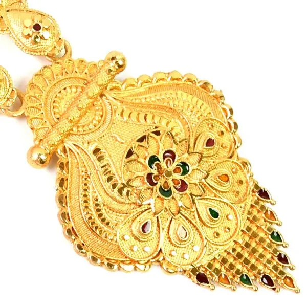 Radiant_Sapphire_Necklace_–_A_Touch_Of_Classic_Luxury,_Elegant_Jewelry_For_Women