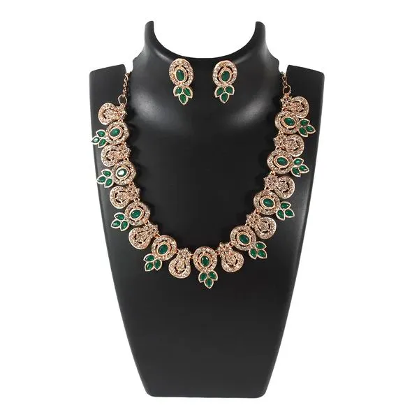 Elegant_Necklace_Set_–_Stylish_Jewelry_For_Women_With_Vibrant_Accents