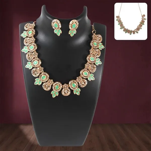 Diamond_Necklace_Set_–_Elegant_Jewelry_For_Women