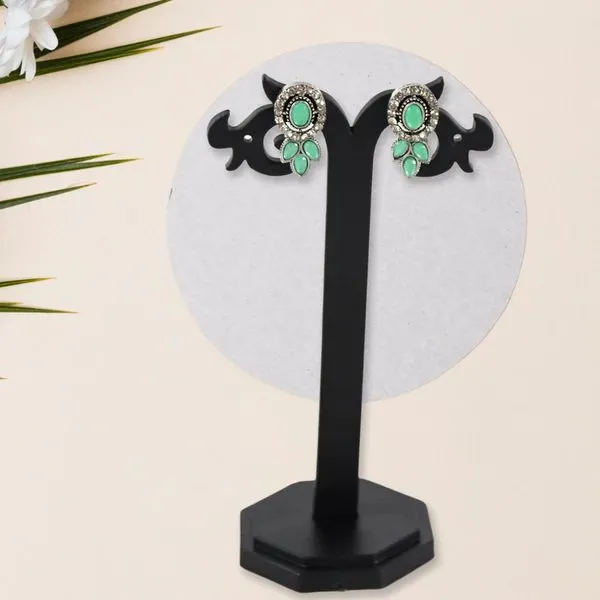 Elegant_Diamond_Necklace_Set_–_Sophisticated_Jewelry_For_Women