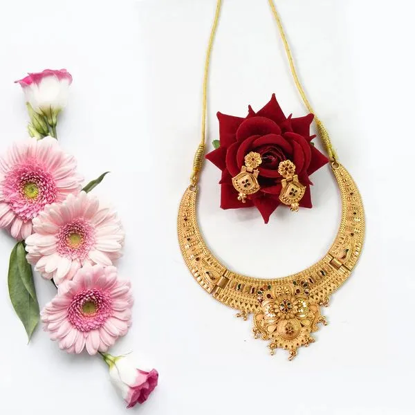 Gold_Plated_Necklace_Set_For_Women_–_Classic_Indian_Jewelry_For_Weddings,_Parties_Daily_Wear_–_Elegant_Gold_Tone_Necklace_With_Earrings