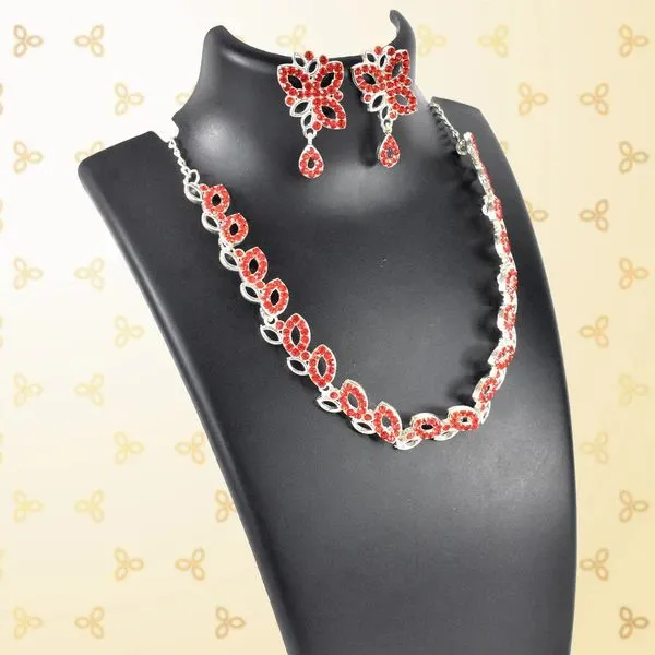 American_Diamond_Studded_Floral_Shaped_Necklace_With_Earrings_–_Sparkling_Jewelry_Set_For_Women