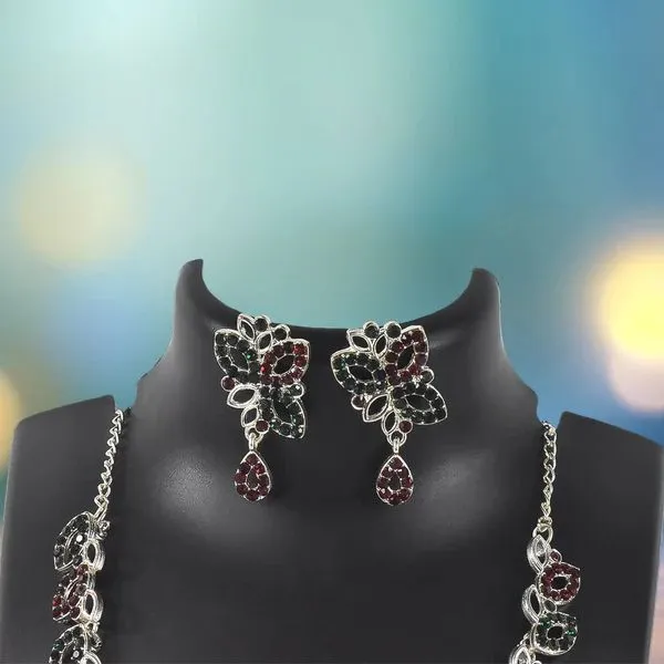 American_Diamond_Studded_Floral_Shaped_Necklace_With_Earrings_–_Sparkling_Jewelry_Set_For_Women