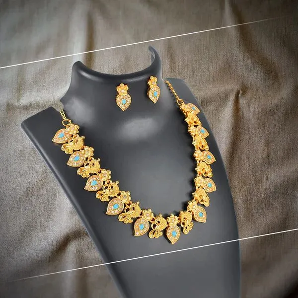 Maharashtrian_Traditional_Artificial_Jewellery_Set_–_Authentic_Ethnic_Jewelry_For_Women