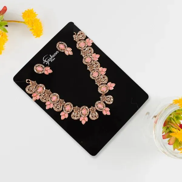 Diamond_Necklace_Set_–_Elegant_Jewelry_With_Feminine_S_For_Women